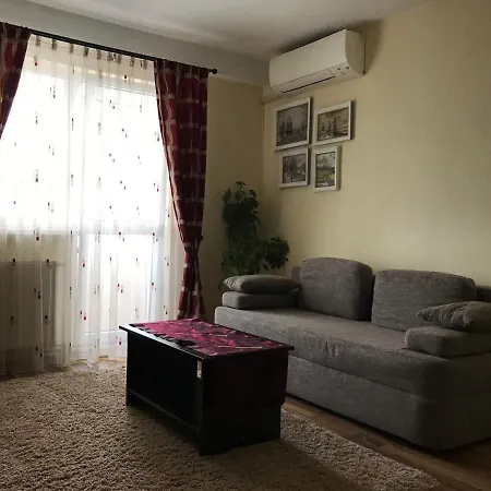 Апартаменти Florilor Брашов